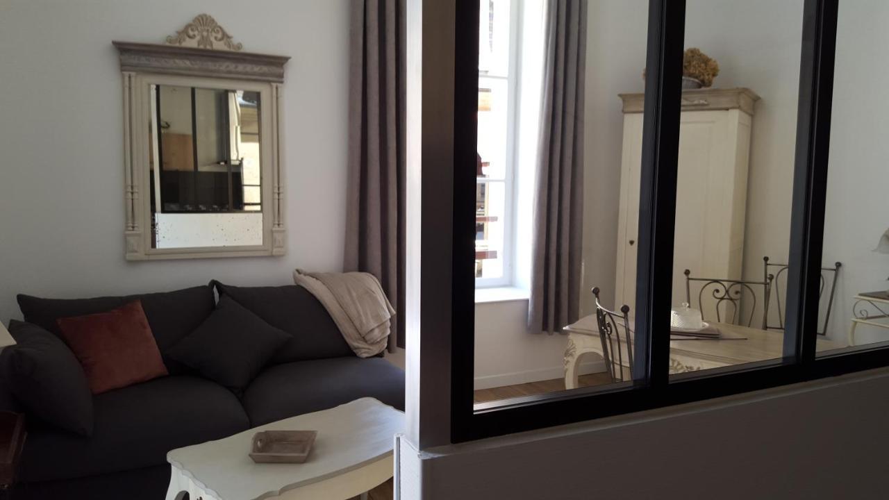 L Appart D En Face Sarlat Exterior foto
